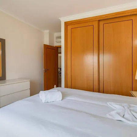 Apartment Lobo *